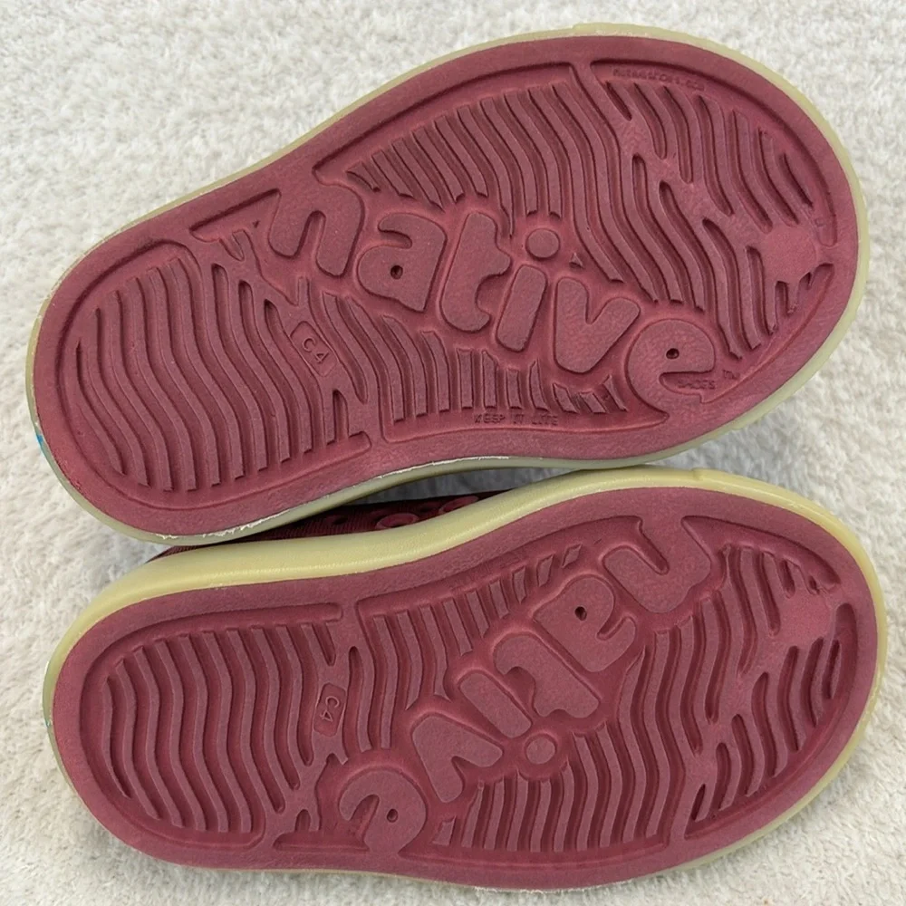 NATIVE Jefferson Glow In The Dark Slip On Shoes Purple Size 4